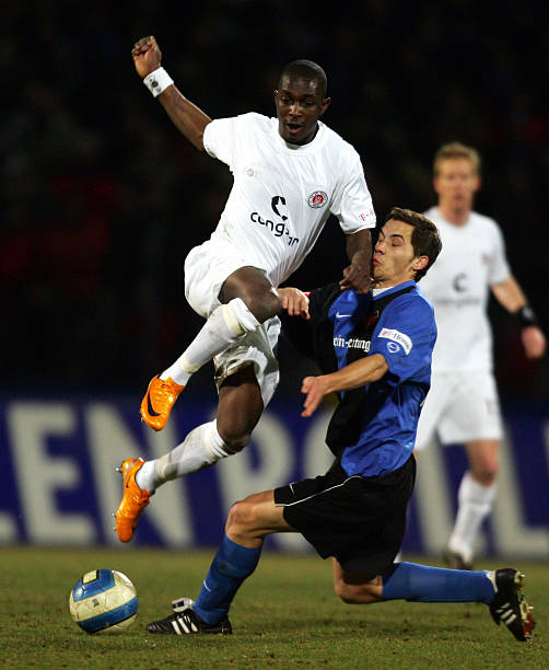 而在另一场 而在另一场