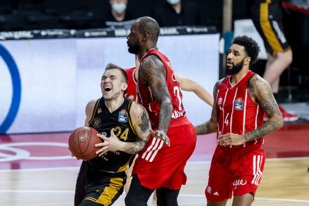 使每个对手 使每个对手