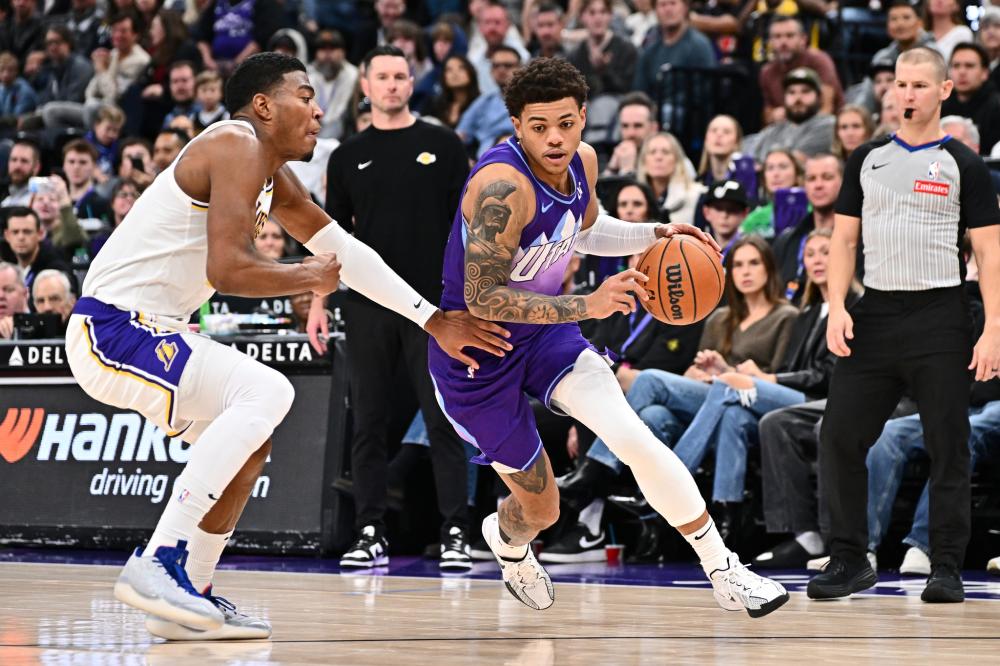 现效力于奇 现效力于奇