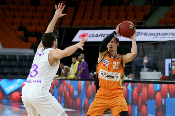 层赛事一路 层赛事一路