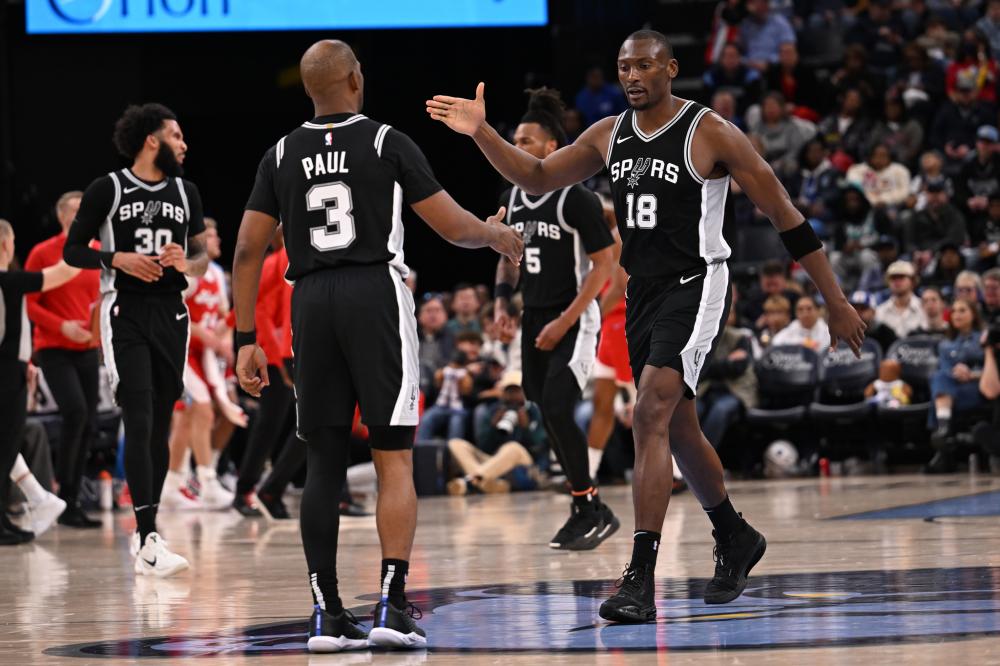 托雷斯在他 托雷斯在他