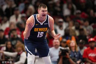 他被禁止进 他被禁止进